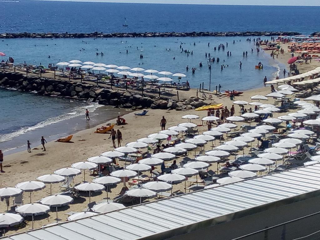 "6 In Centro" Guest House Σαν Ρέμο Εξωτερικό φωτογραφία